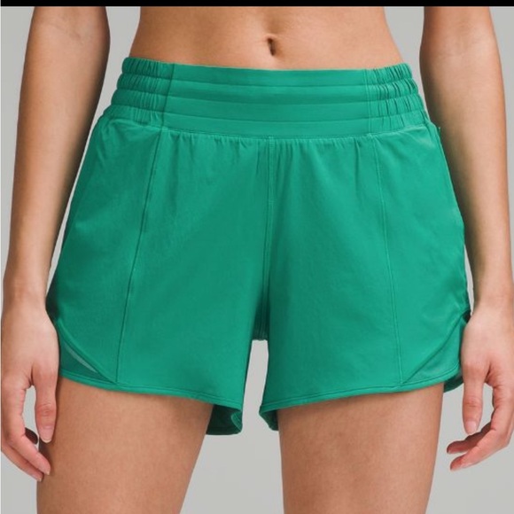 LULULEMON HOTTY HOT HIGH RISE SHORT 4” LINED CASCADE GREEN COLOR SIZE 2 NWT - Picture 2 of 5